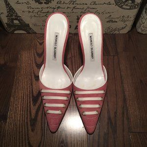 Manolo Blahnik 38 Pink Suede sneaker mules